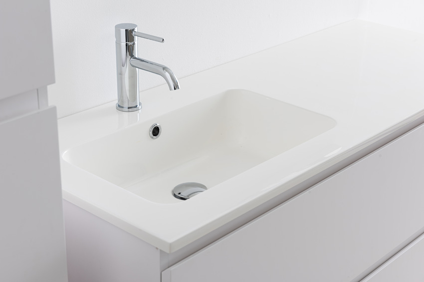 Meuble de salle de bain Bianca blanc mat suspendu avec lavabo simple blanc brillant 120,5cm
