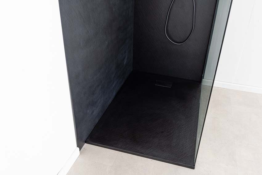 Douchewandbekleding Milo Slate 152,4 x 243,8 cm mat zwart Douchewandbekleding Milo Slate 152,4 x 243,8 cm mat zwart