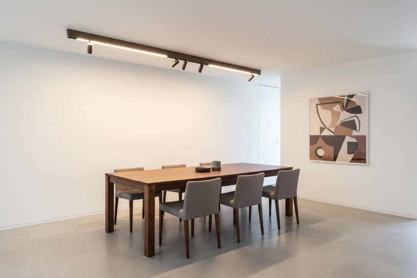 Rail lumineux Bea bronze avec LED line 1,2 m + 6 spots apparents et 3 spots encastrés