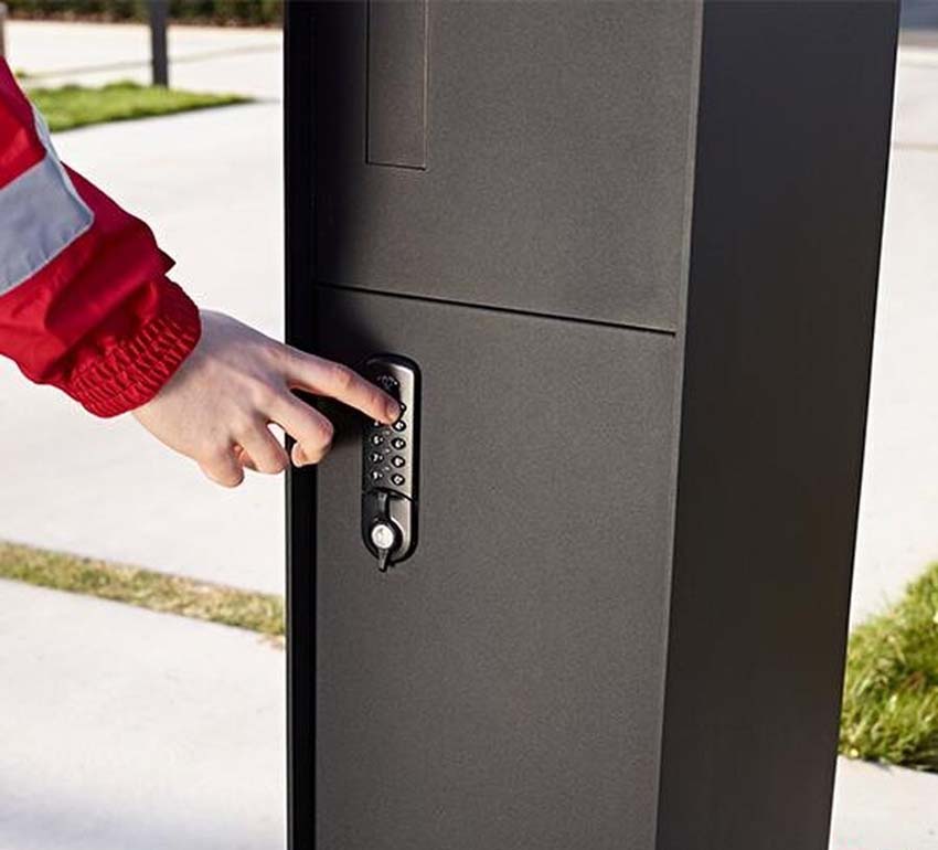 Boîte à colis ONZO (eSafe) Fenix aspect acier corten front
