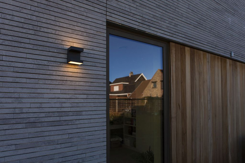 Wandlamp buiten - donkergrijs - 12x15,1x10,8cm - LED - 1x13W - 3000/4000K - IP65