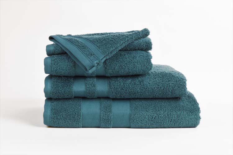 Serviette de bain Cosibel en coton petrol 70x140cm qualité hôtelière