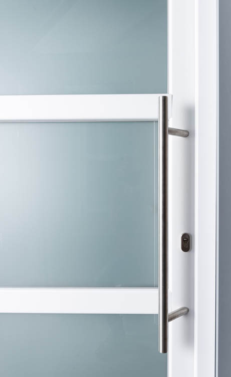 Porte extérieure 3 verres mat PVC blanc D 980x2180mm Porte extérieure 3 verres mat PVC blanc D 980x2180mm