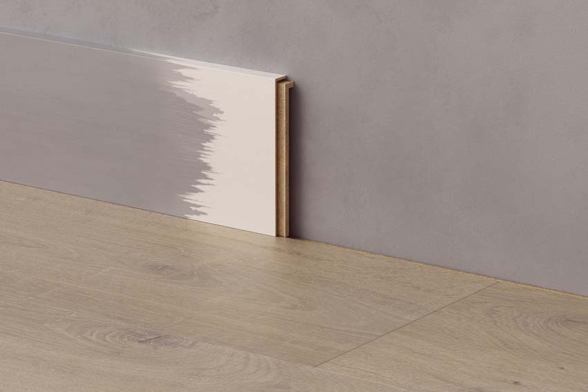 Grande plinthe à peindre Quick-Step MDF blanc 126x10x1,4cm