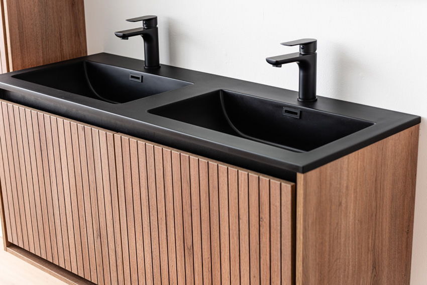 Meuble de salle de bains Toledo chêne/noir avce double lavabo noir mat 120cm