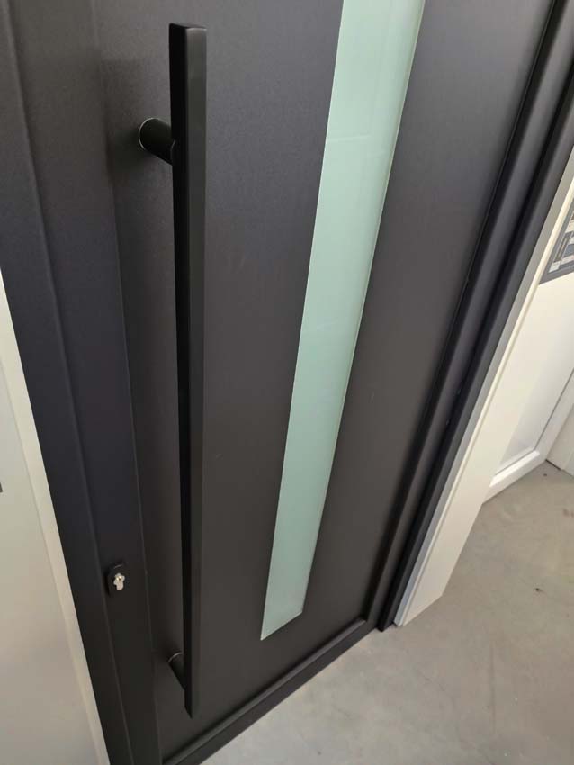 Tirant de porte extérieur FEZ inox noir mat 30x20x1200mm