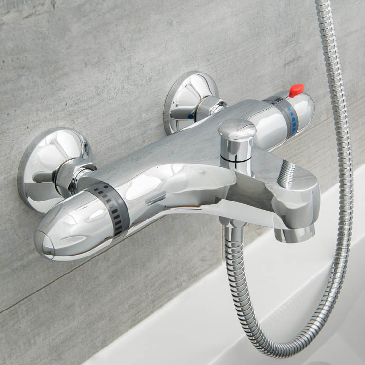 Robinet de bain thermostatique Stevie chrome Robinet de bain thermostatique Stevie chrome