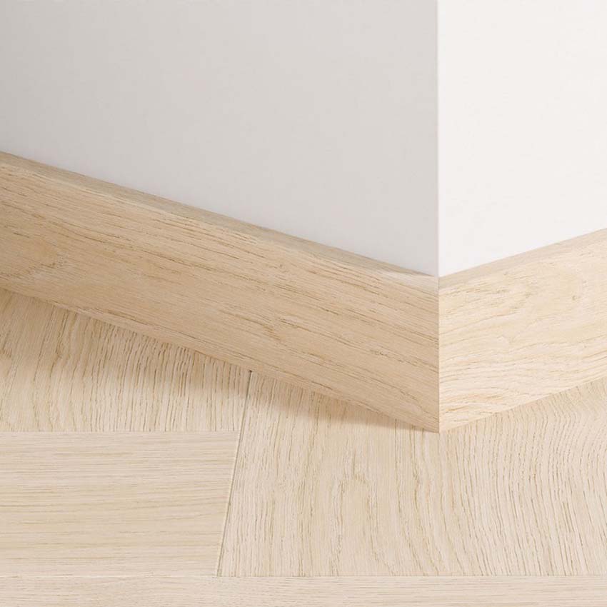 Plinthe Quick-Step chêne gingembre résistante à l'eau 240x1,2x5,8cm