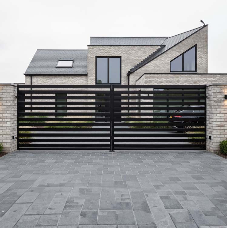 Dubbele draaipoort Lyon staal zwart 300x154cm - met horizontale spijlen, inclusief beslag