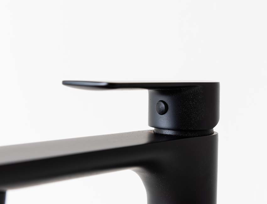 Wastafelkraan Miles mat zwart verhoogd