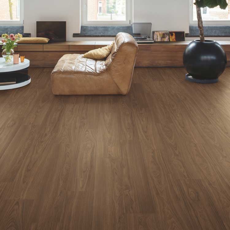 Laminaat Quick-Step Capture 9mm - Notelaar chic GEZIEN in HUIS GEMAAKT Laminaat Quick-Step Capture 9mm - Notelaar chic GEZIEN in HUIS GEMAAKT