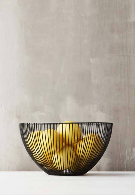 Mand wire zwart metaal D25 cm
