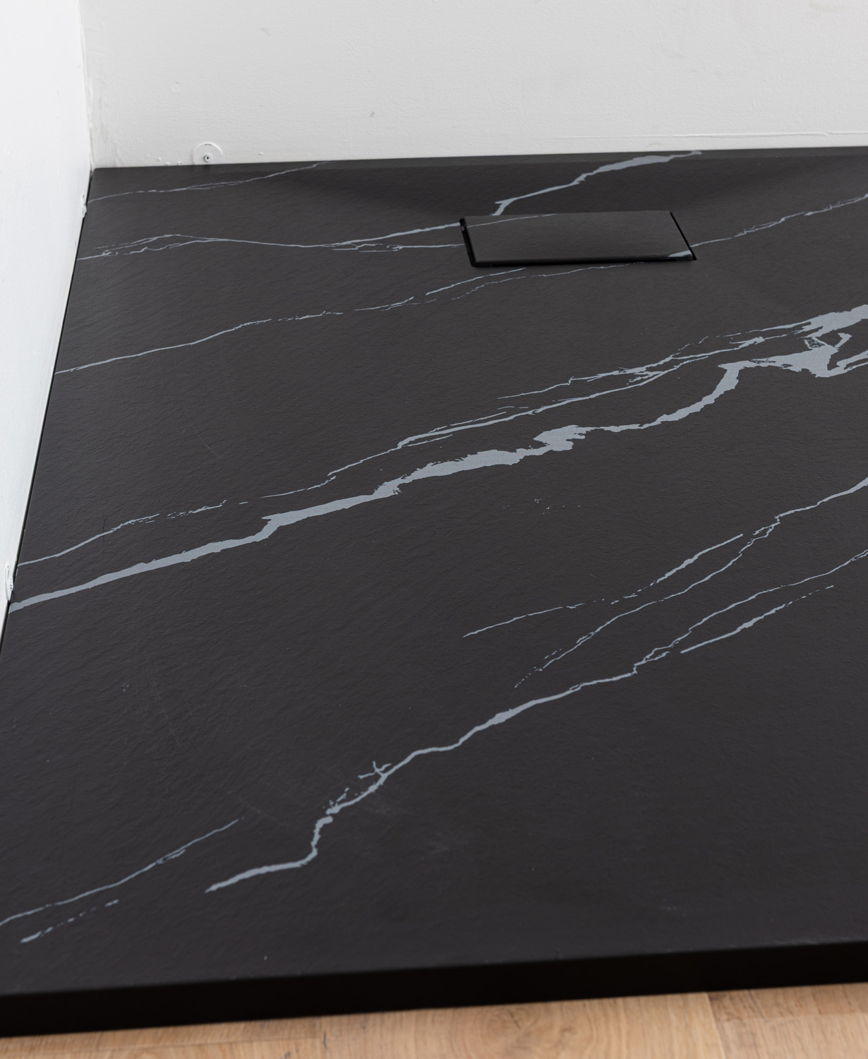 Douchebak Moby SMC mat zwart marmerlook 120x90cm