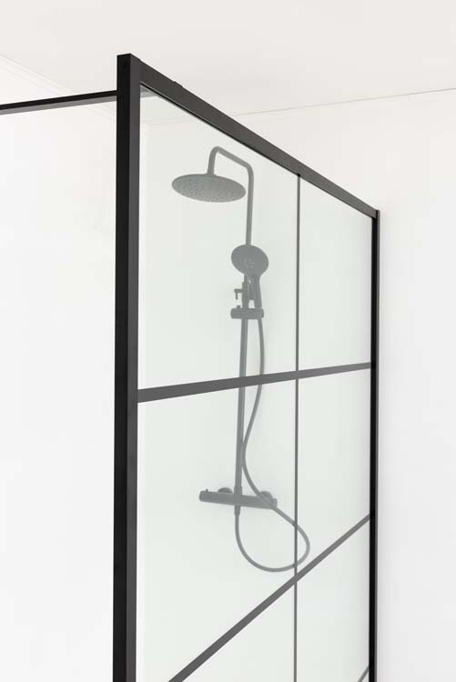 Douchewand Uma 2 zwart profiel 160x200cm met stang