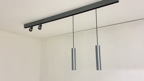 Railverlichting design Béa geborsteld staal 1,8m 2 spots & 2 pendels