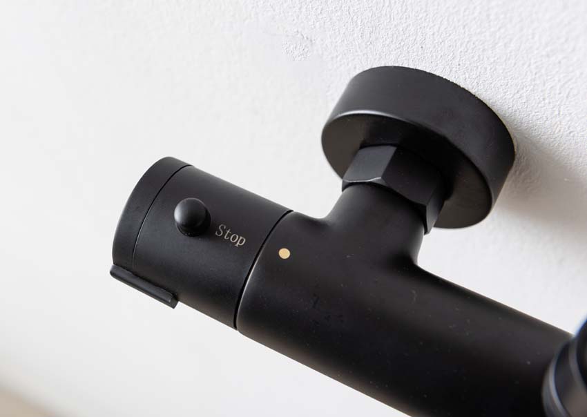 Colonne de douche Stallion thermostatique noir