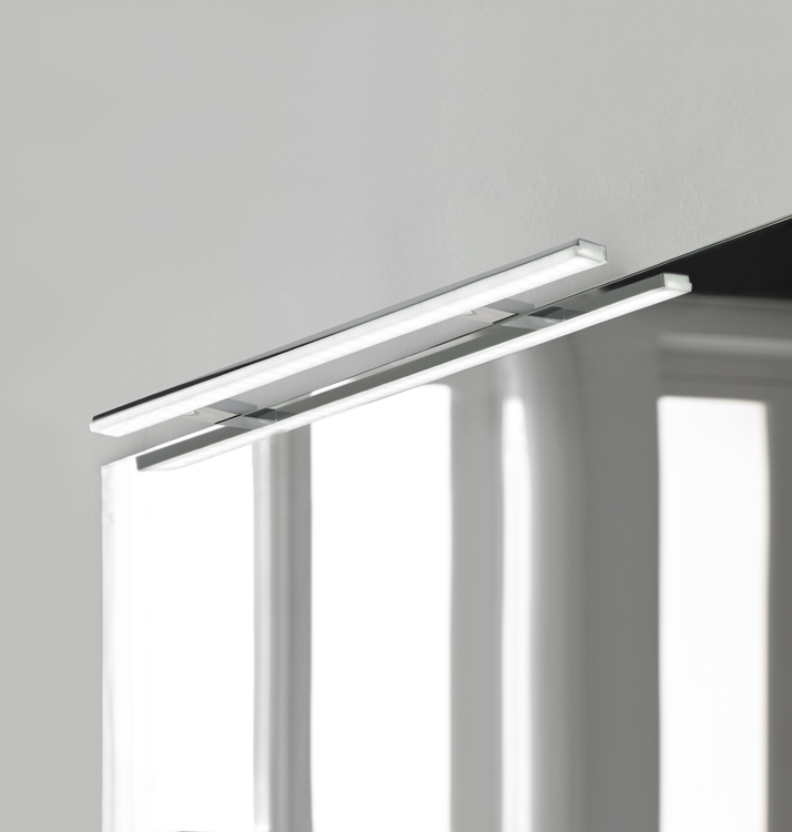 Éclairage de salle de bains  chrome  80cm  12W  5700K  IP44