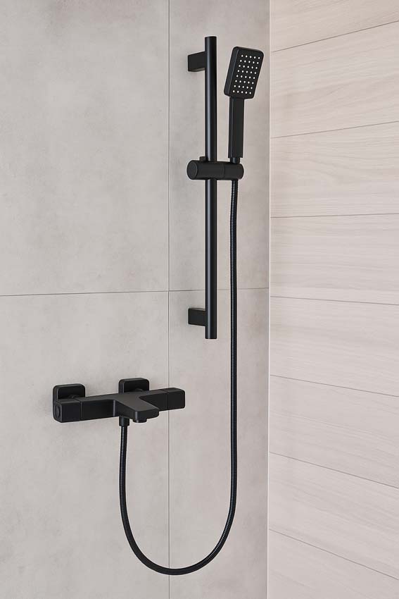 Bad-douchekraan thermostatisch Hazel met cooltouch mat zwart Bad-douchekraan thermostatisch Hazel met cooltouch mat zwart