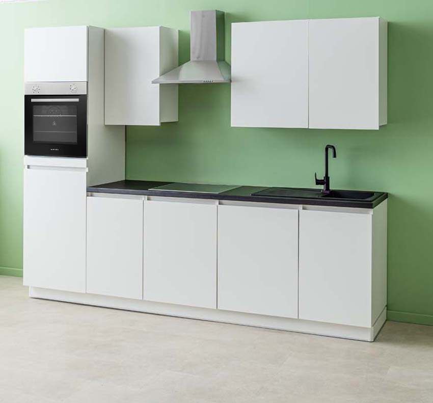 Cuisine Plenti blanche 280cm - avec appareils - plaque de cuisson vitrocéramique et hotte murale en inox