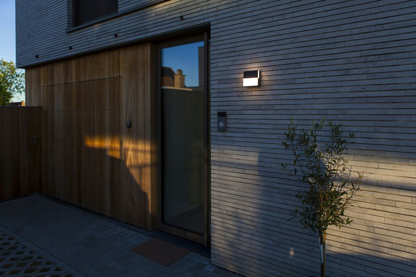 Wandlamp buiten - donkergrijs - 14x14x7cm - LED - 1x17W - 3000K - IP65