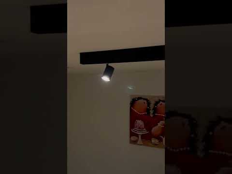 Rail lumineux design Béa noir set 1,2m 3 spots GU10 3x5W Rail lumineux design Béa noir set 1,2m 3 spots GU10 3x5W