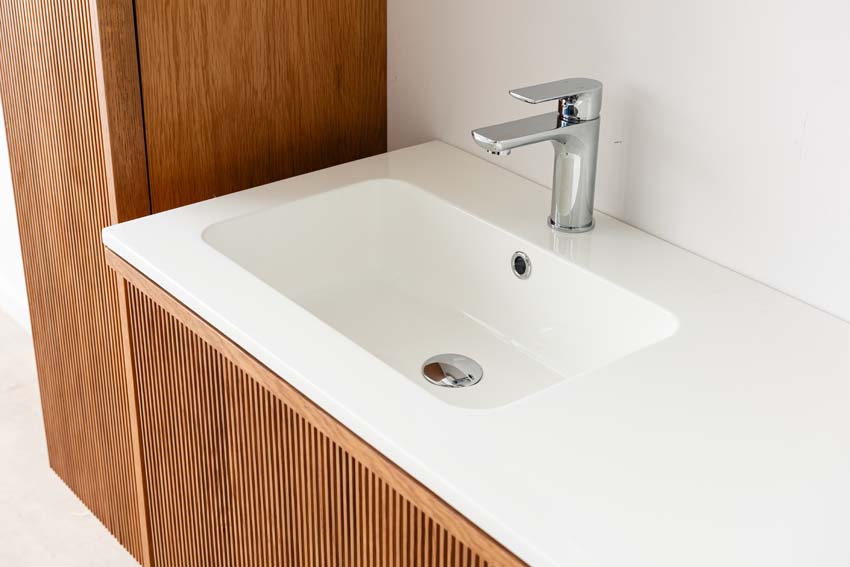 Meuble de salle de bain Fae chêne suspendu avec vasque simple blanc brillant 120cm