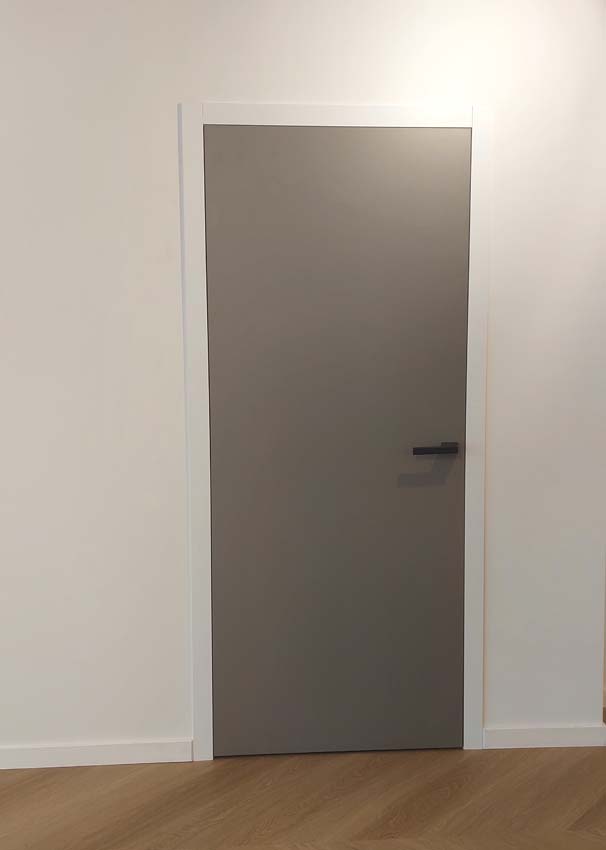 Porte intérieure complète Senso taupe 201,5x83cm aggloméré tubulaire réversible + châssis blanc 20cm