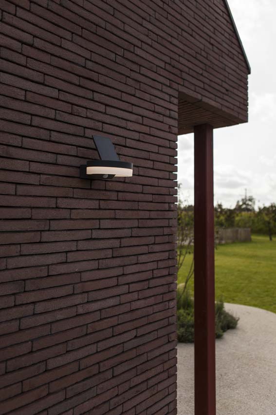 Wandlamp buiten Astra Solar - grijs - dimbaar - 12W - 3000K - IP54 - met bewegingssensor