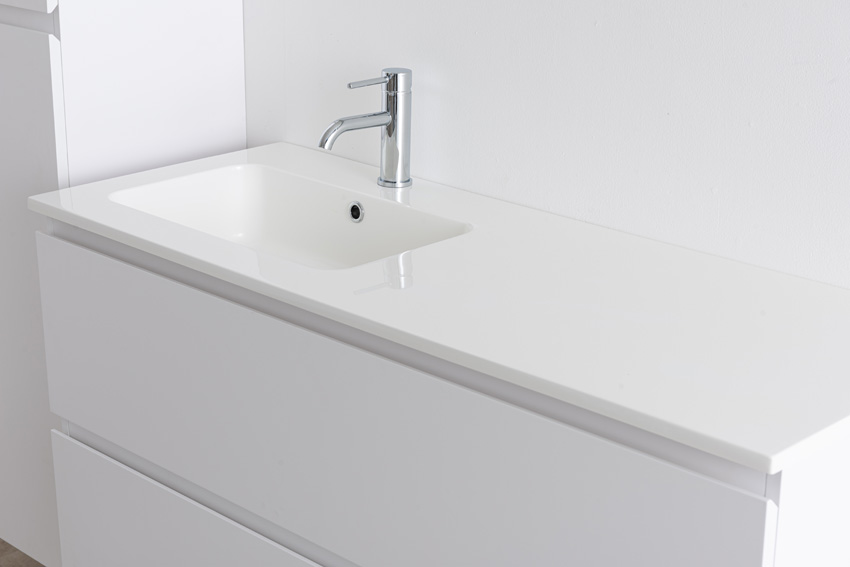 Meuble de salle de bain Bianca blanc mat suspendu avec lavabo simple blanc brillant 120,5cm