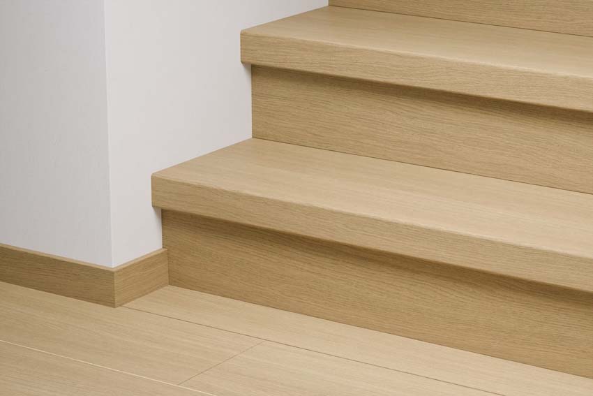 Couvre-marche Quick-Step chêne verni beige 134,1x14,3x5,9cm