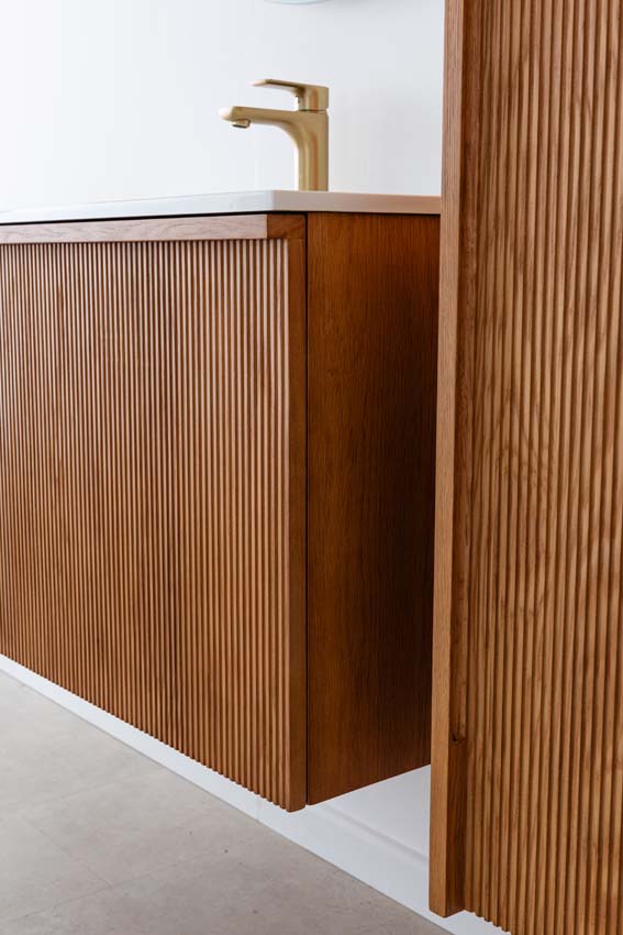 Badkamermeubel Fae eik hangend met enkele wastafel glanzend wit 90cm