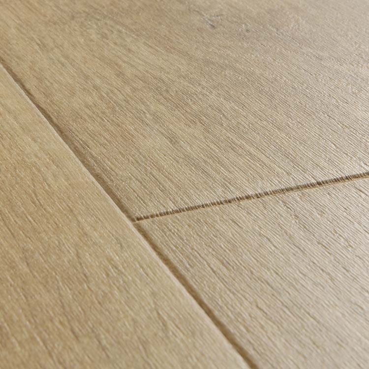 Stratifié Quick-Step Impressive Ultra 12mm chêne doux medium 138x19cm