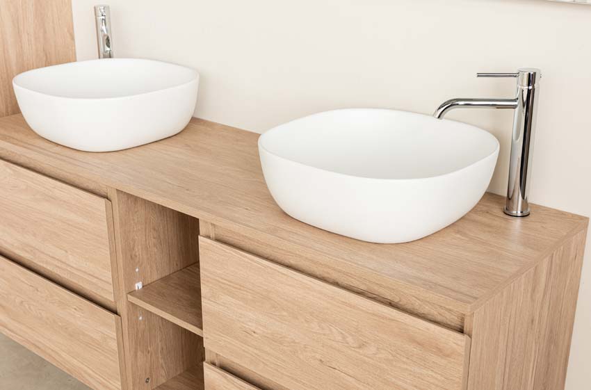 Meuble de salle de bains Bella chêne suspendu avec double vasque à poser blanc mat 150cm