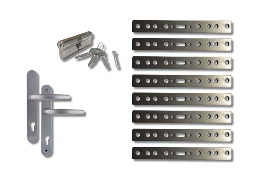 Accessoires argentés pour porte extérieure Lumeo