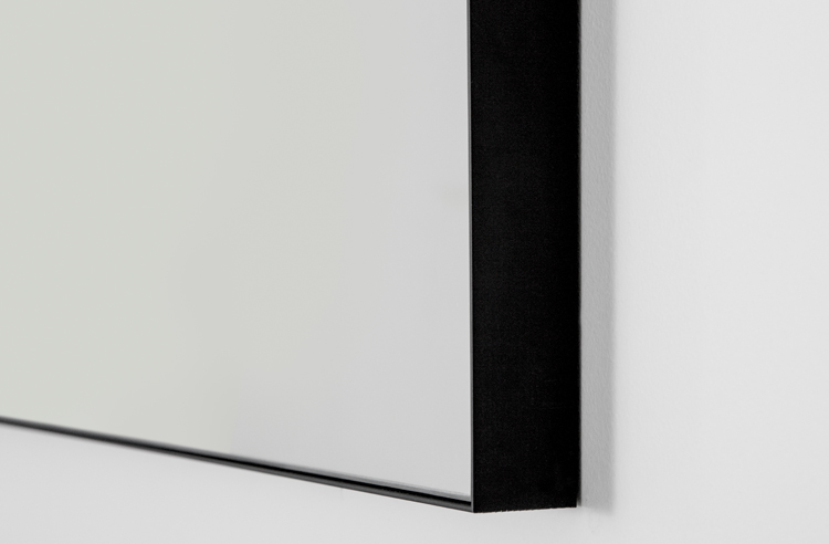 Miroir rectangulaire à cadre noir 80x70cm