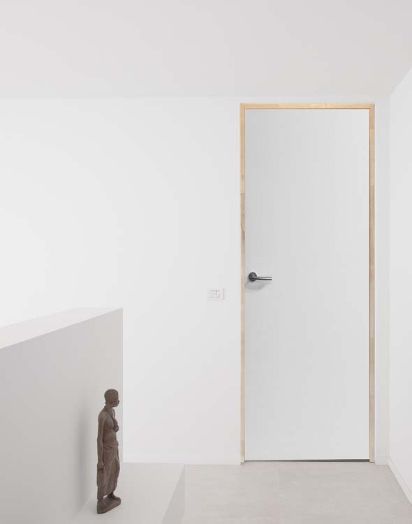 Verfblokdeur compleet 78cm zilver+blokkader in rubberwood 22cm links