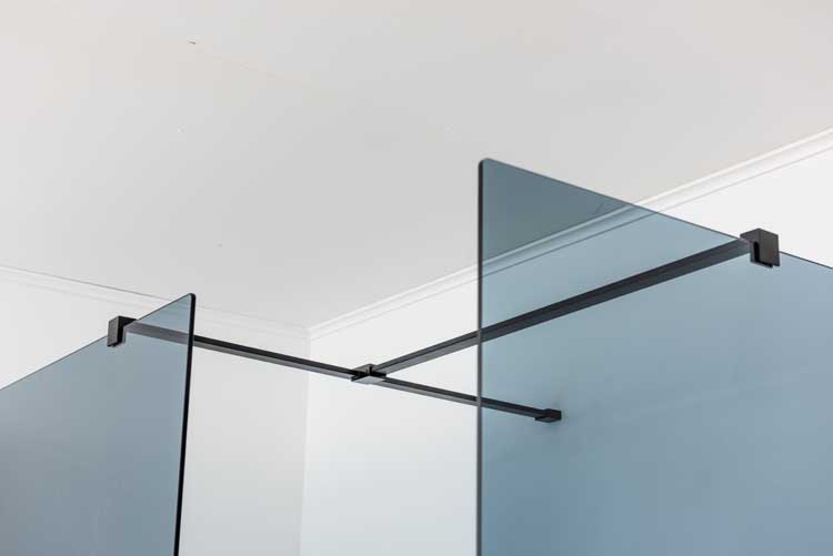 Douchewand Anais grijs glas 117x200cm