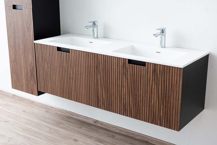 Badkamermeubel Willow walnoot hangend met dubbele wastafel mat wit 140cm