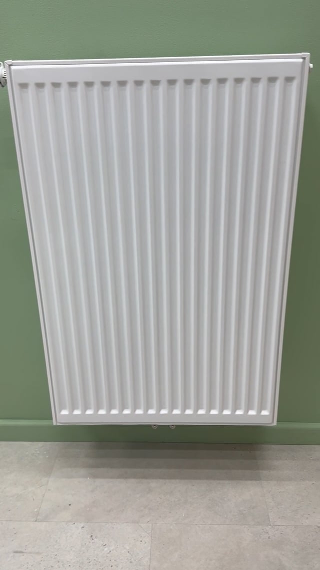 Radiateur type 33 8-connexion 90 x 60 cm 1935 watt Radiateur type 33 8-connexion 90 x 60 cm 1935 watt
