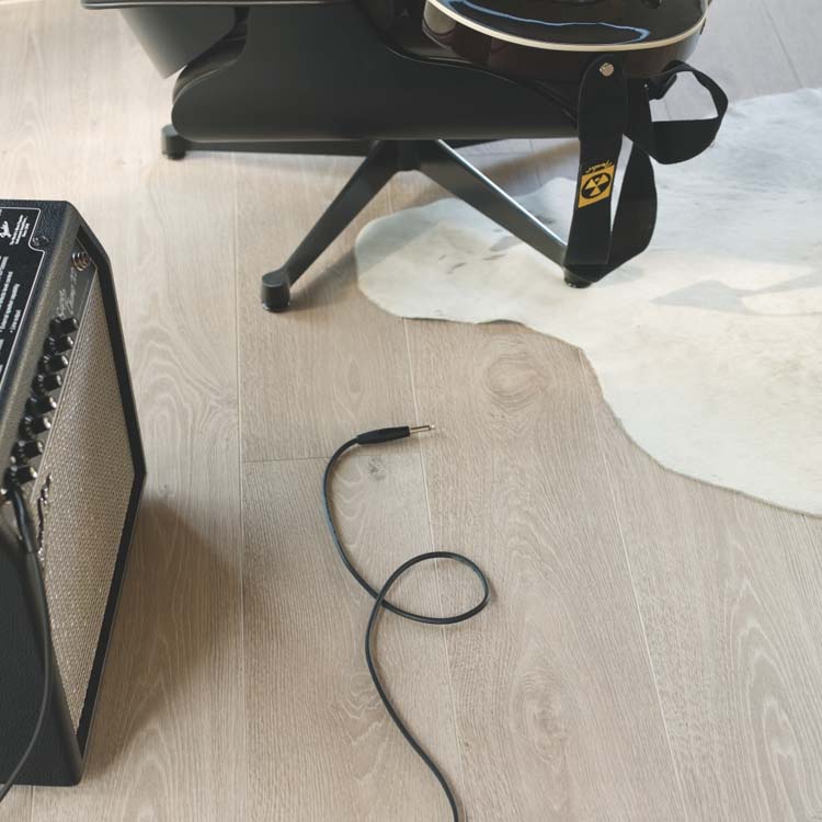 Sol stratifié Quick-step Largo 9,5mm - Chêne vieilli blanc