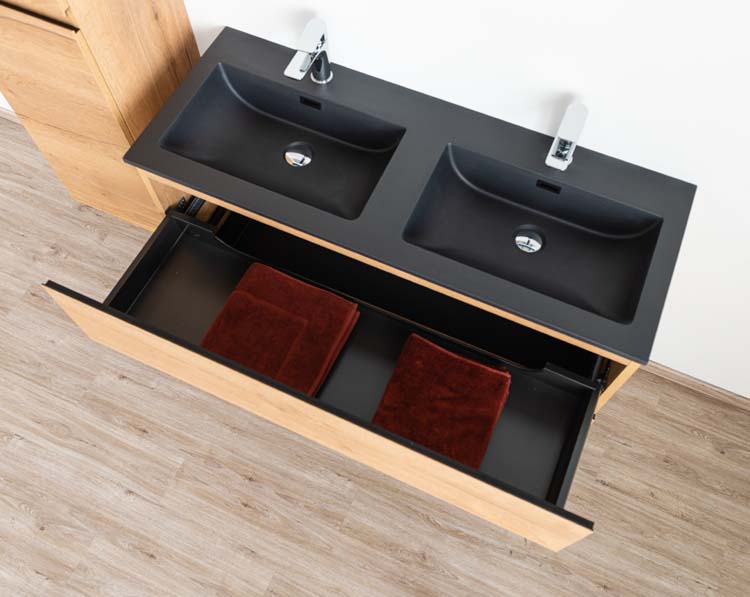 Badkamermeubel Daria eik goudbruin hangend met dubbele wastafel mat zwart 120cm