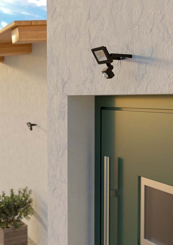 Straler LED - Zwart - 115x80x25mm - LED - 1x20W - 4000K - IP44 - PIR-sensor