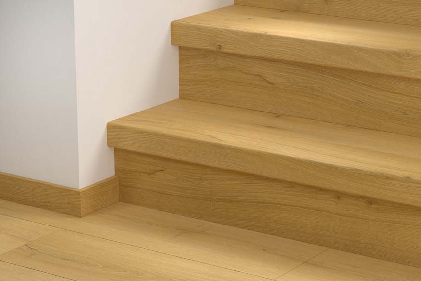 Couvre-marche Quick-Step chêne brossé miel 148,4x14,3x5,4cm