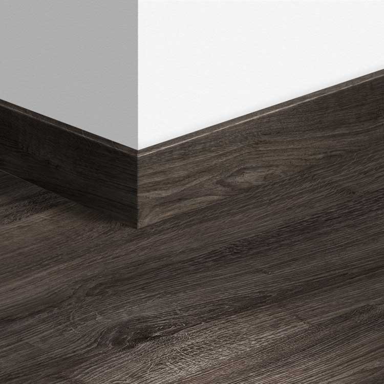 Parketplint Quick-Step 14 x 77 x 2400 mm Newcastle eik donker