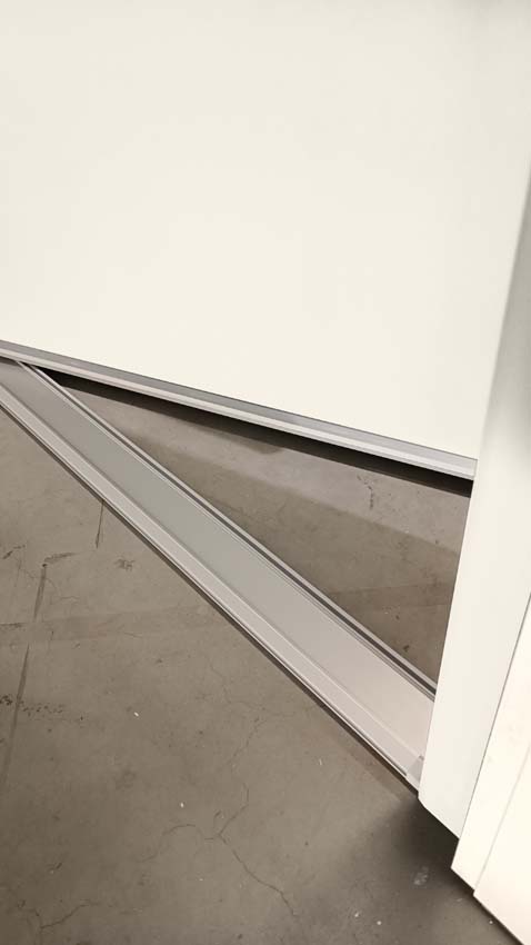 Porte extérieure pvc anti-effraction avec finition alu Varno blanc L980 X H2180 mm D