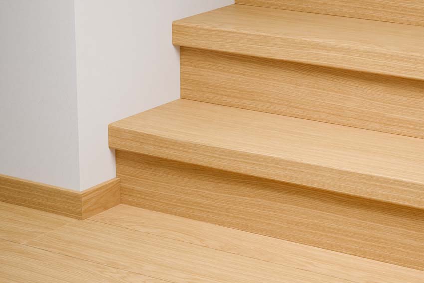 Couvre-marche Quick-Step chêne whisky 134,1x12x5,9cm
