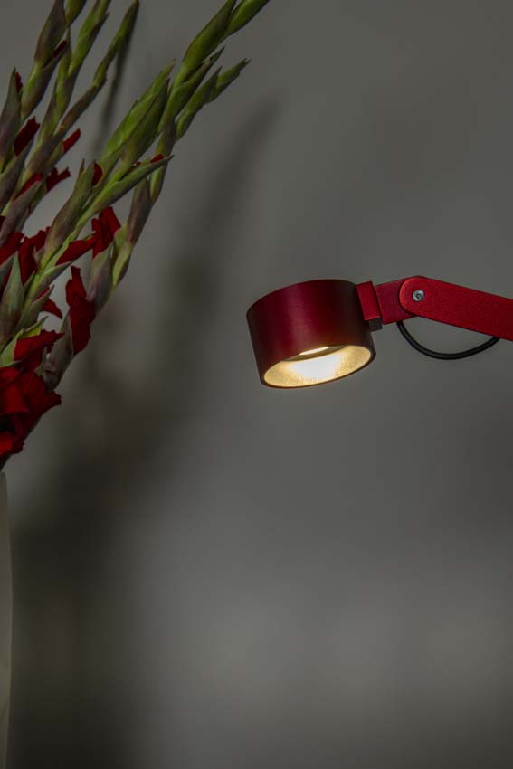 Lucide Premium Montana - Wandlamp - LED - CCT - 1x6,3W 2700K/4000K - Met USB oplaadpunt - Grijs ijzer