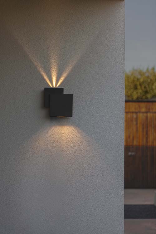 Buitenverlichting wandlamp zwart 3000K 450-900 lumen