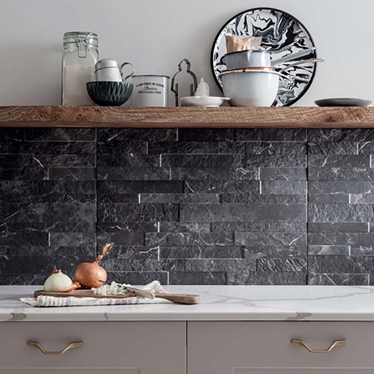 Wandtegel Katla steenstrip zwart 15x61cm