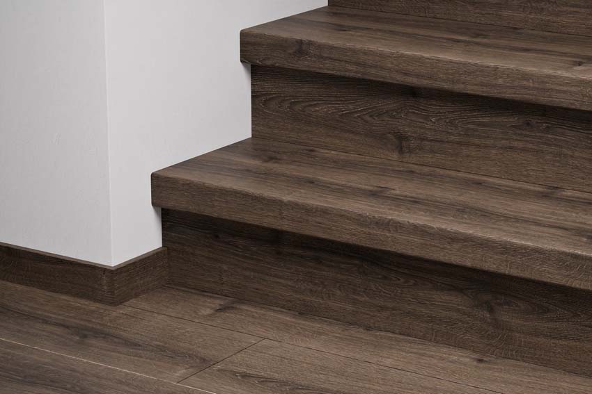 Couvre-marche Quick-Step chêne brun brossé 134,1x14,3x5,9cm